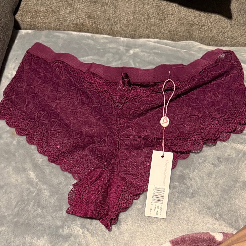 Lace Women's Panties in Deep Purple